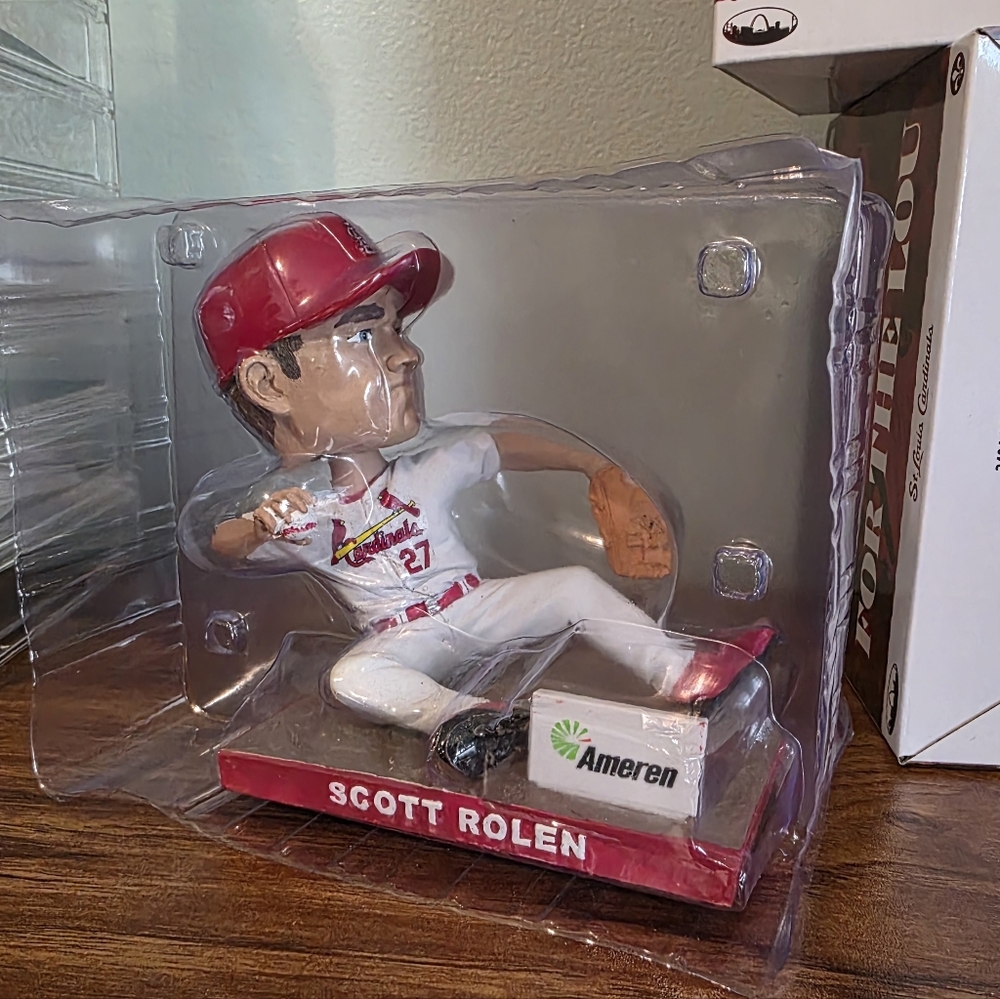 1 NIB Scott Rolen 8/17 2024 SGA St. Louis Cardinals Bobblehead - Picture 5 of 6